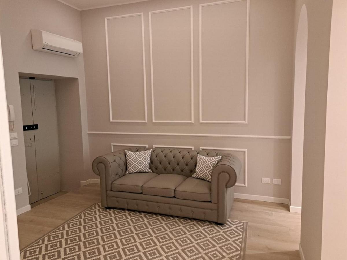 Eleganti Dimore Brescia Bagian luar foto