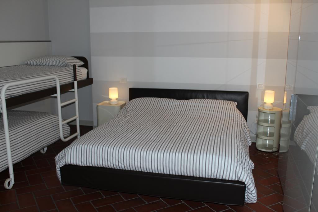 Eleganti Dimore Brescia Bagian luar foto
