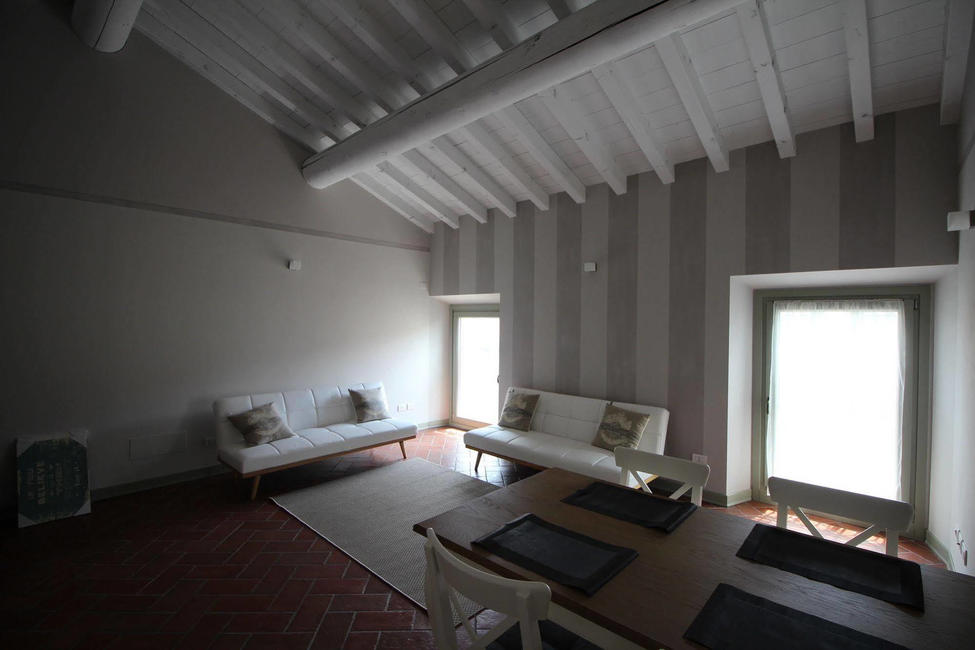Eleganti Dimore Brescia Bagian luar foto